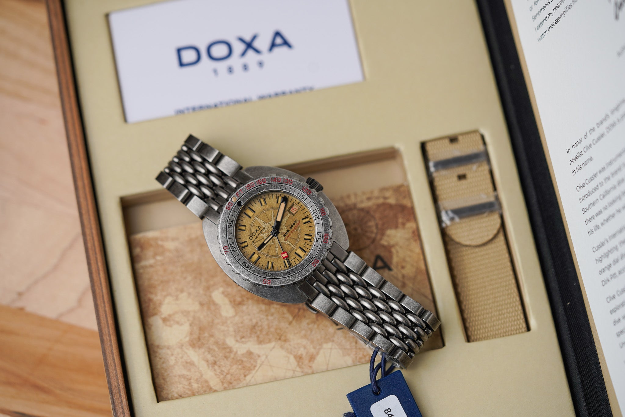 Doxa SUB 300T Clive Cussler 840.80.031.15