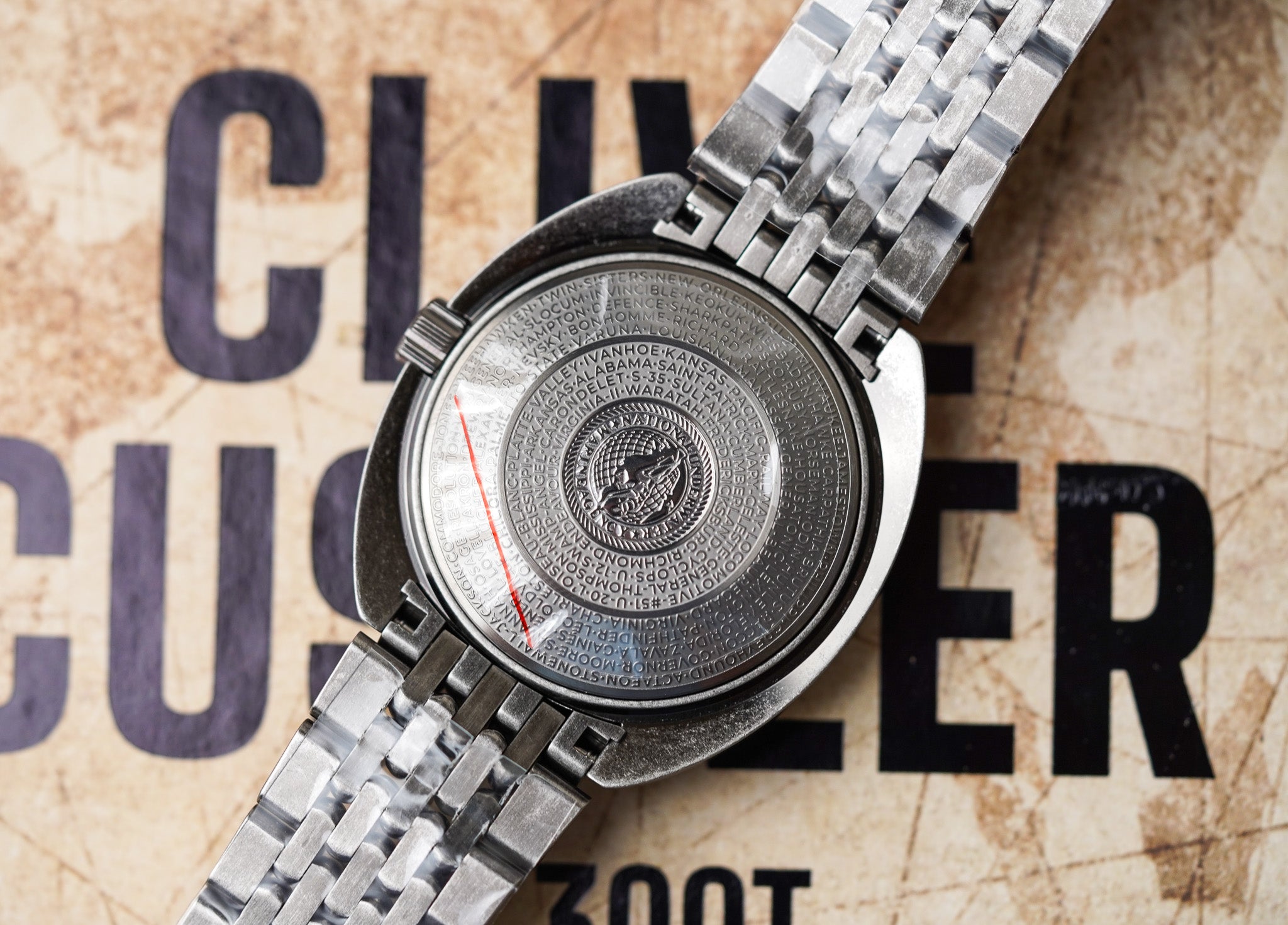 Doxa SUB 300T Clive Cussler 840.80.031.15