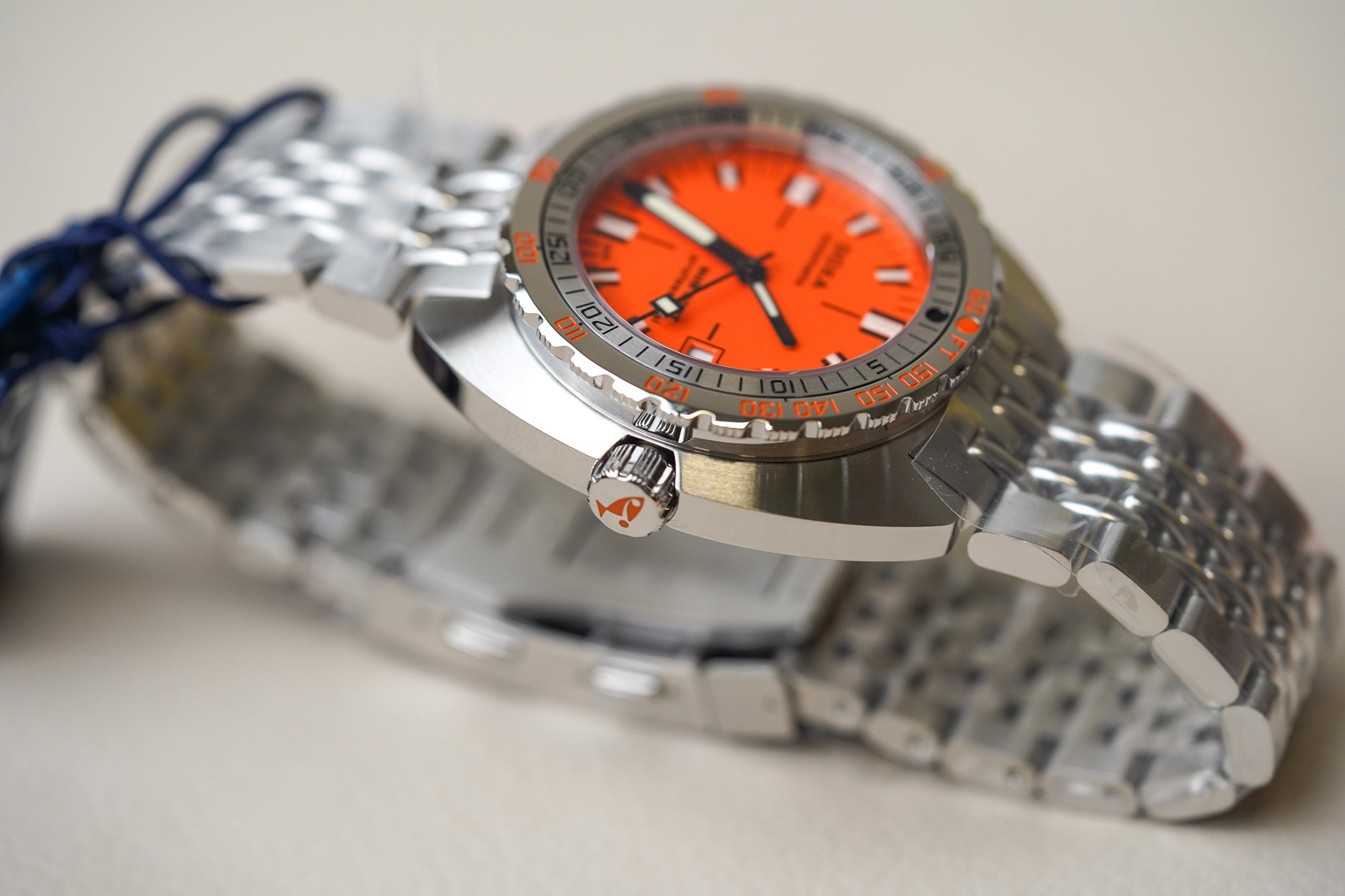 Doxa SUB 300T Professional 840.10.351.10