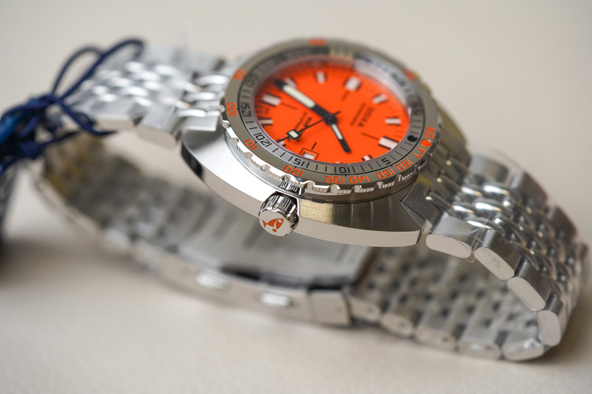 Doxa SUB 300T Professional 840.10.351.10