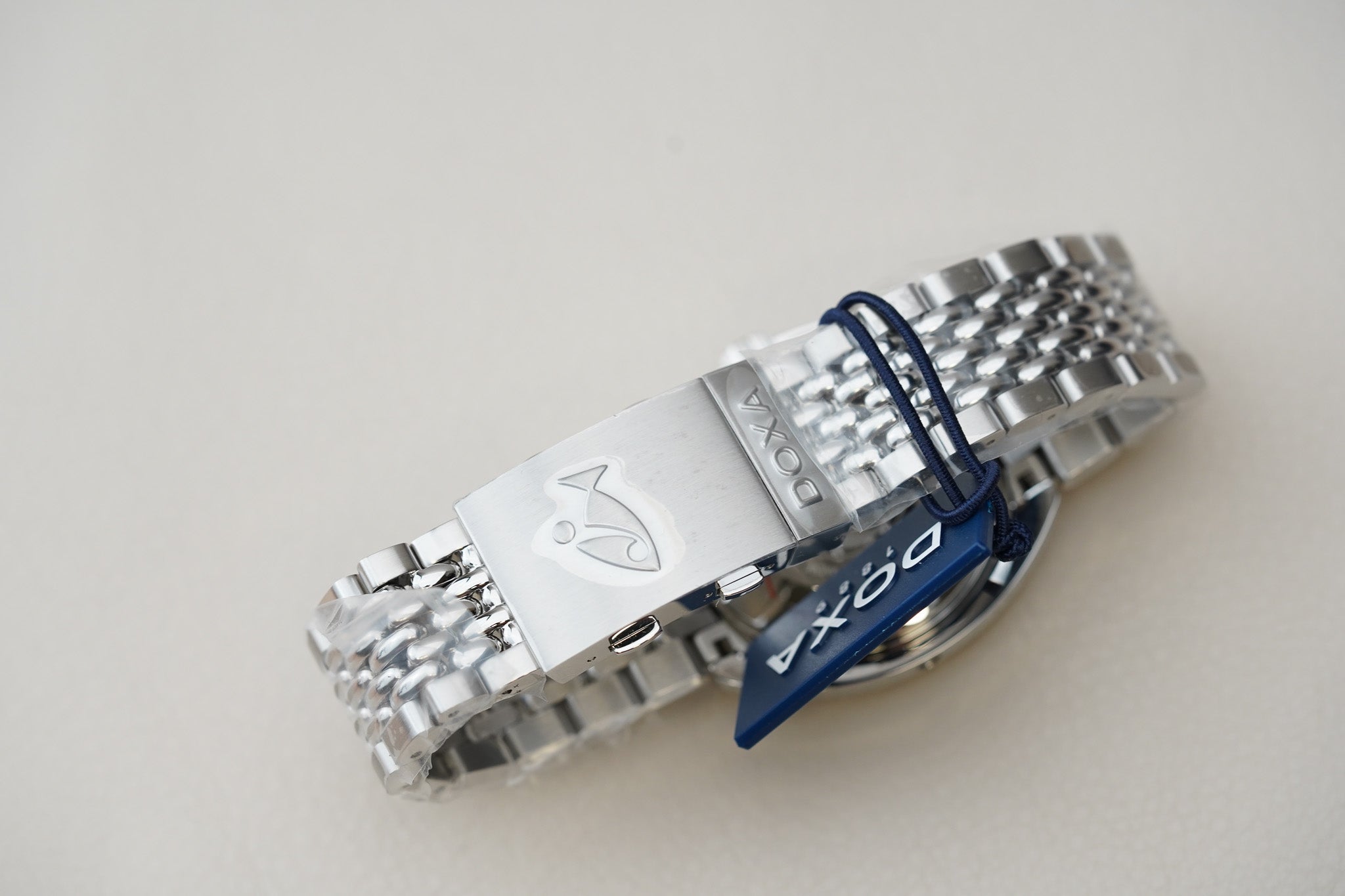 Doxa SUB 300T Searambler 840.10.021.10