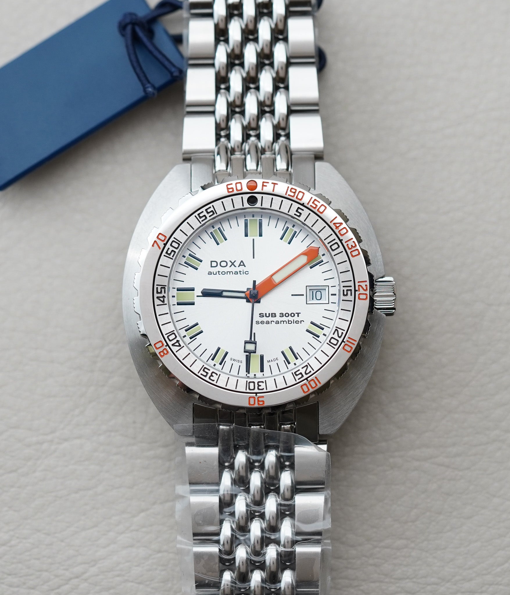 Doxa SUB 300T Searambler 840.10.021.10