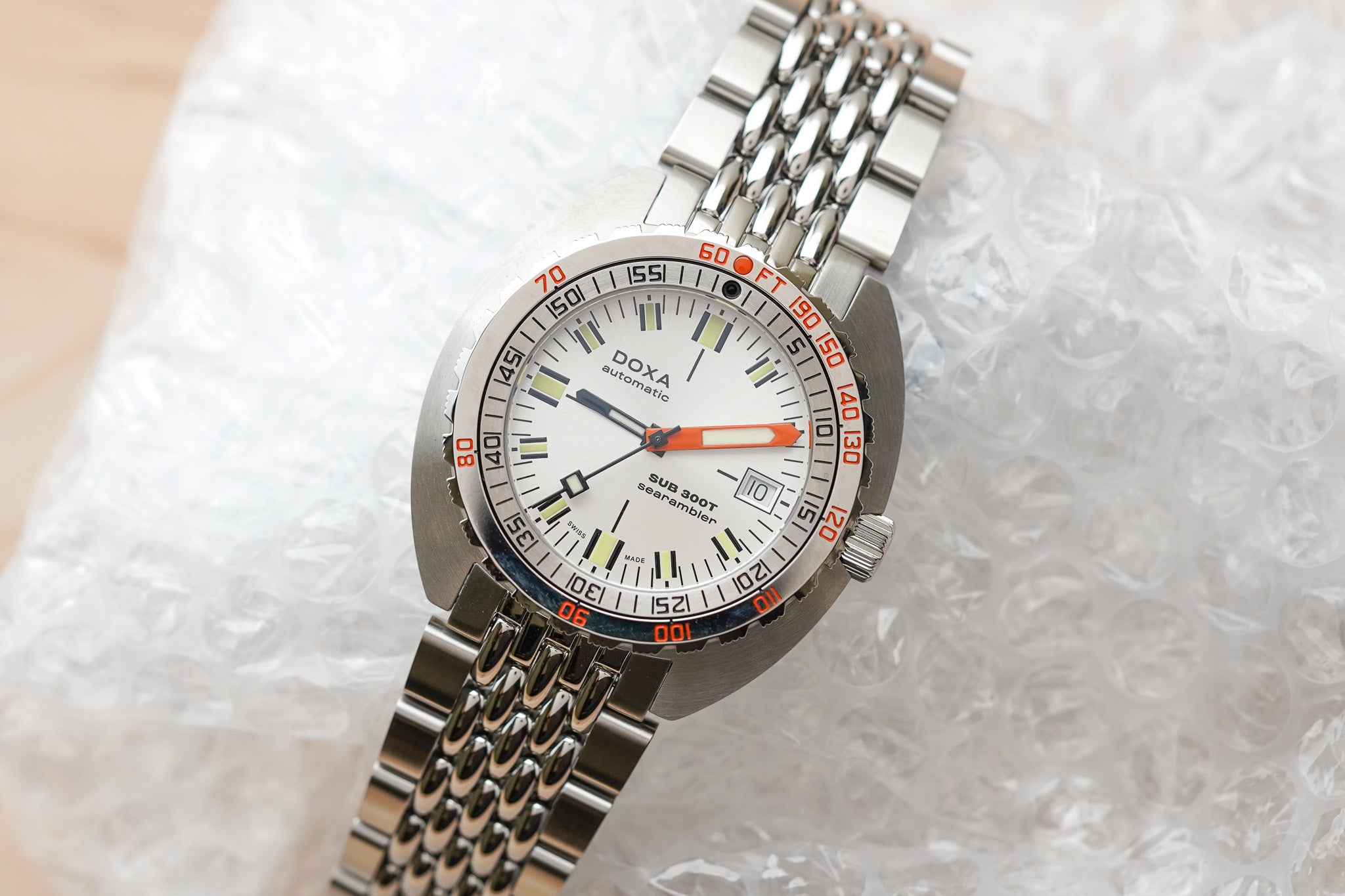 Doxa SUB 300T Searambler 840.10.021.10