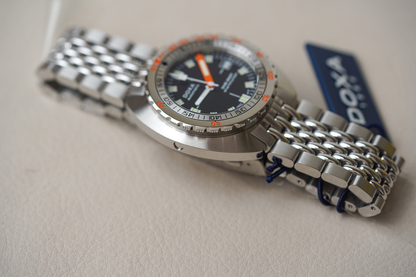 Doxa SUB 300T Sharkhunter 840.10.101.10