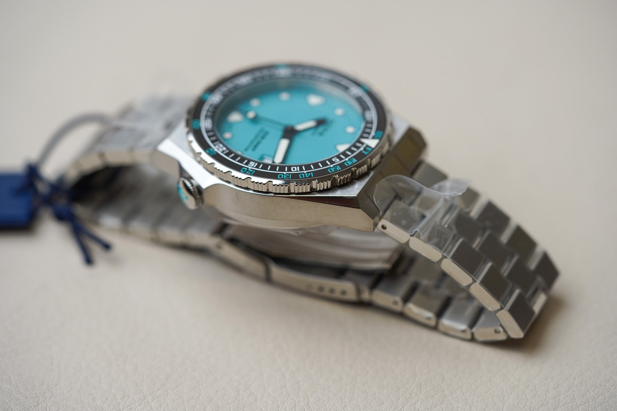 Doxa SUB 600T Aquamarine Ceramic Inlay 861.10.241.10