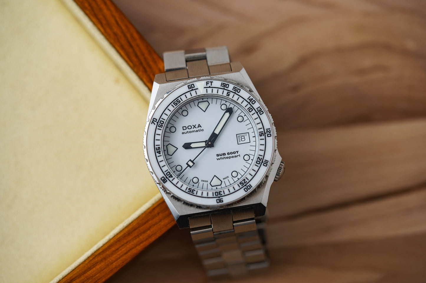 Doxa SUB 600T Whitepearl Ceramic Inlay 861.10.011.10