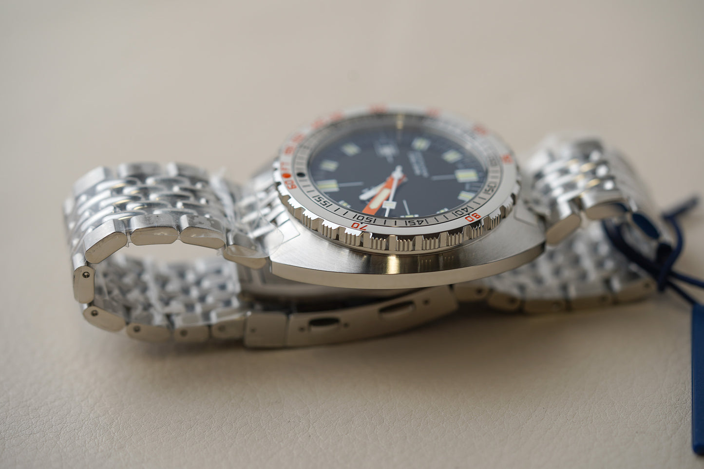 Doxa Sub 750T Sharkhunter 825.10.101.10