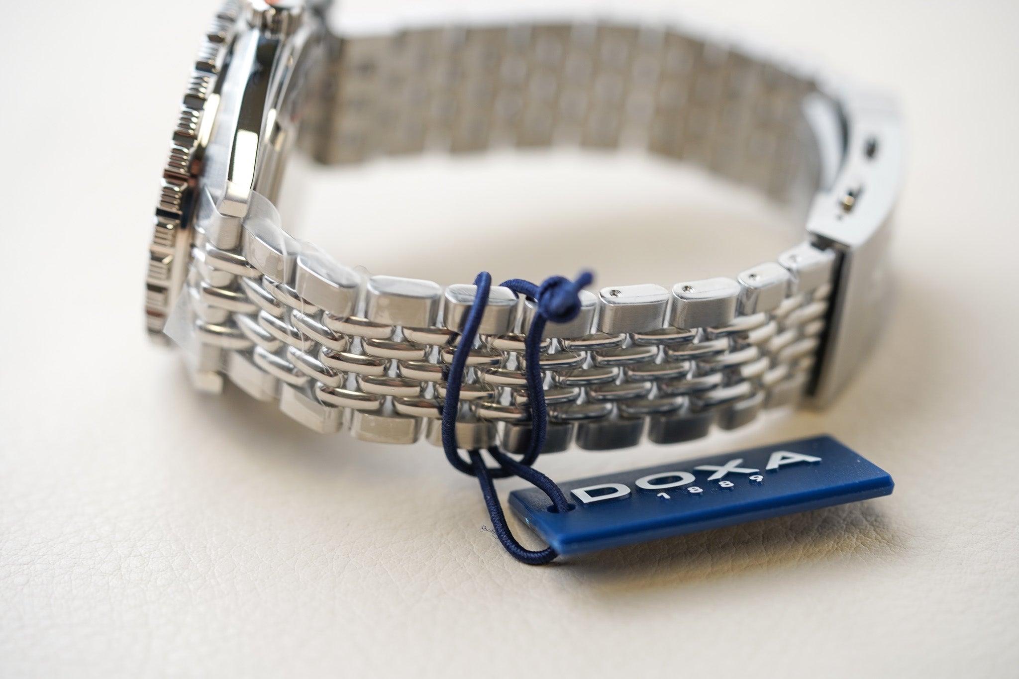 Doxa Sub 750T Sharkhunter 825.10.101.10