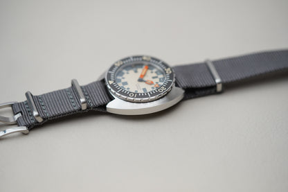 Doxa x Hodinkee SUB ARMY 200T 804.10.031.29-SE17