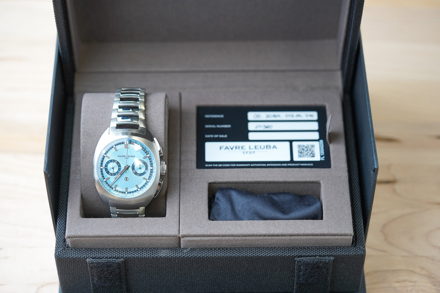 Favre Leuba Chief Chronograph Ice Blue 00.20101.113.04.200