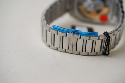 Favre Leuba Chief Chronograph Ice Blue 00.20101.113.04.200
