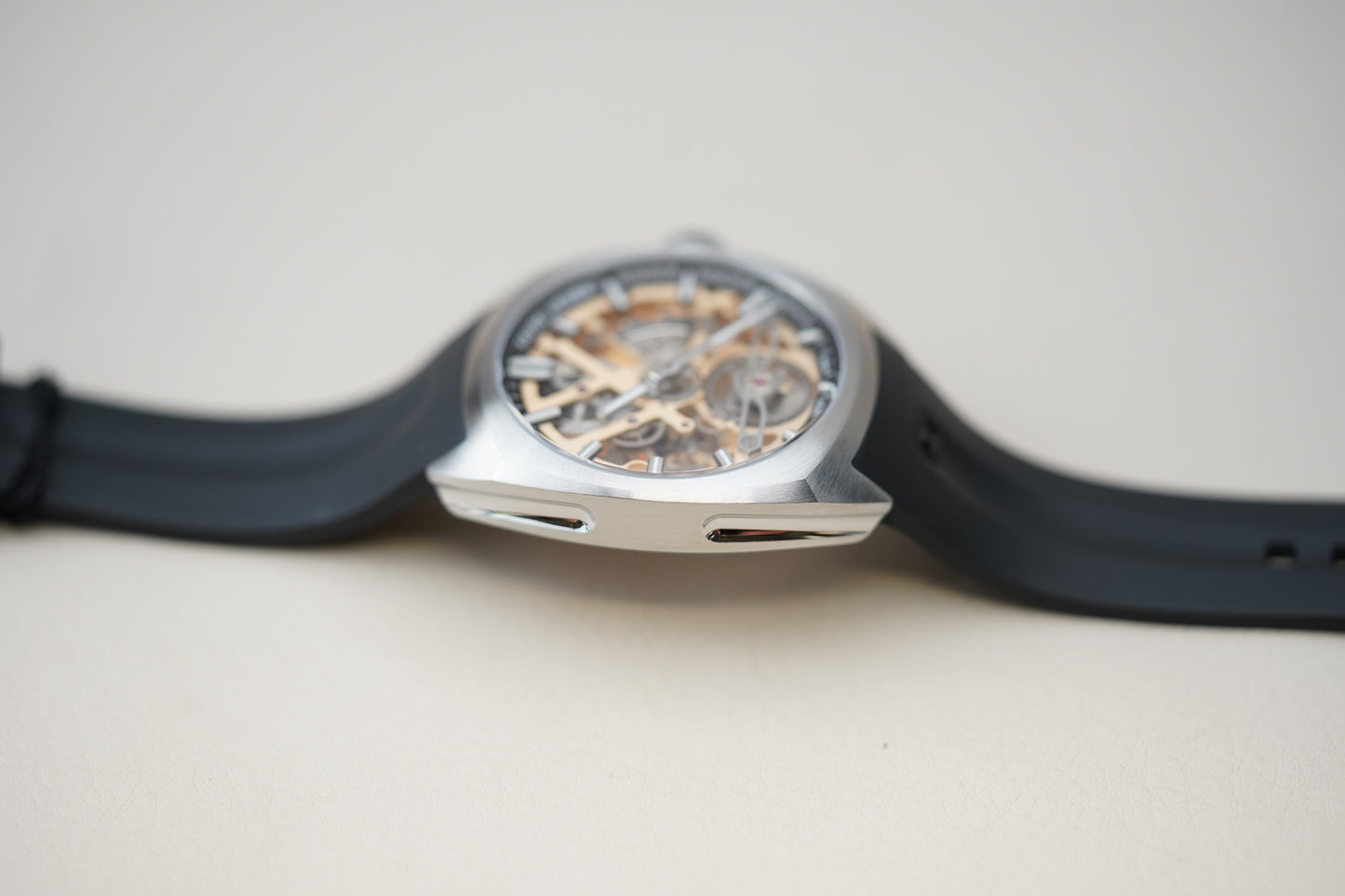 Favre Leuba Chief Skeleton Black 00.20105.103.01.301