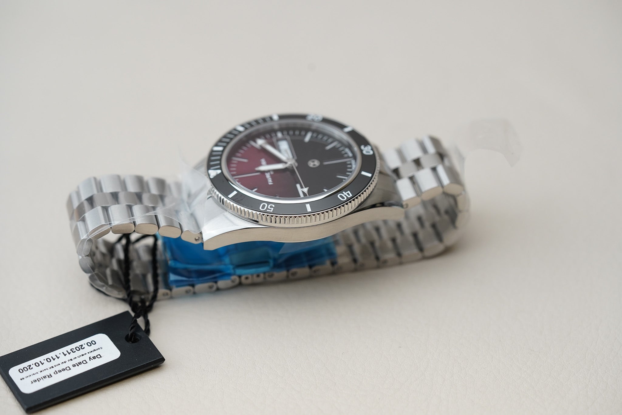 Favre Leuba Deep Raider Day Date Red 00.20311.110.10.200