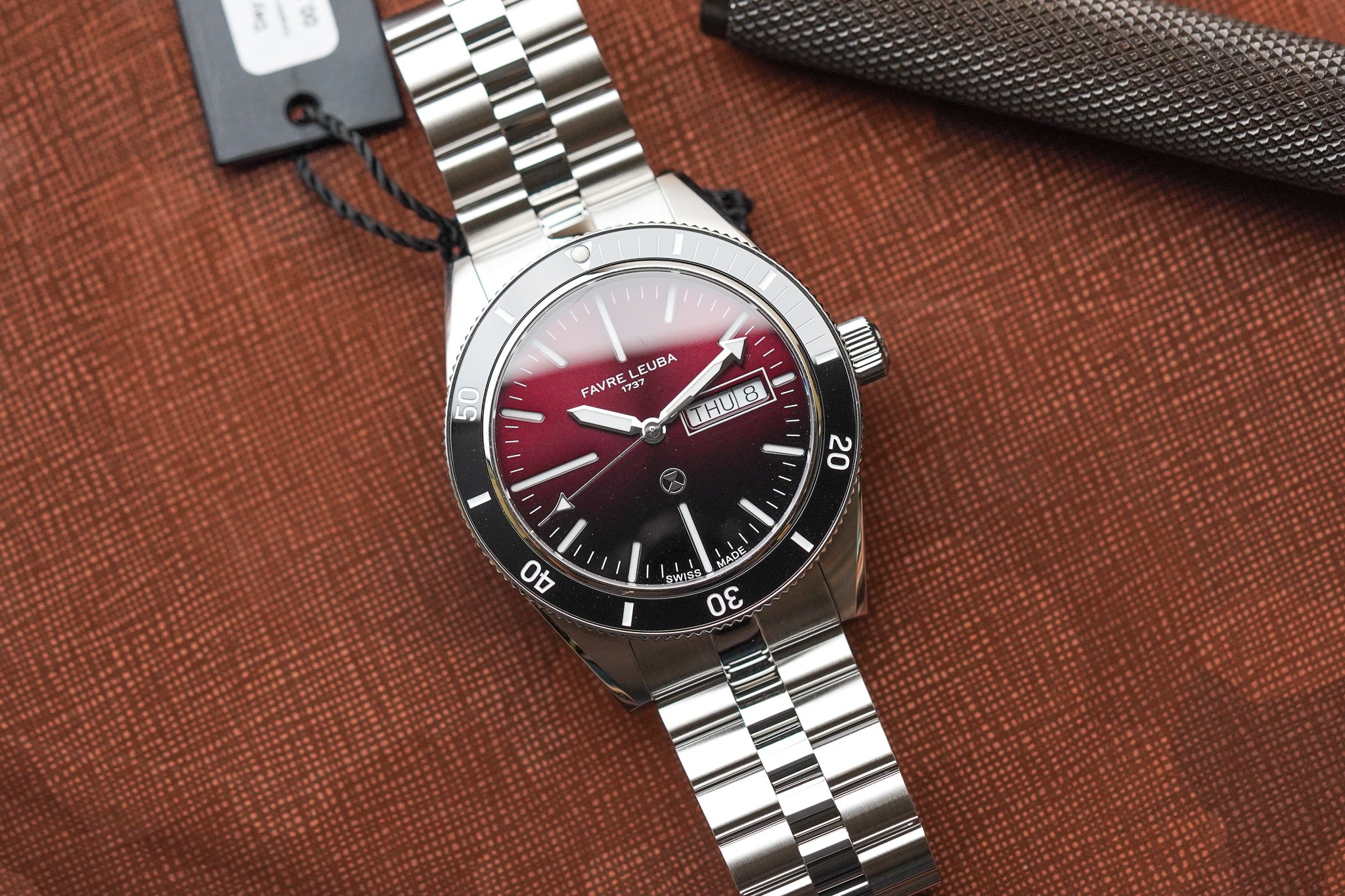 Favre Leuba Deep Raider Day Date Red 00.20311.110.10.200