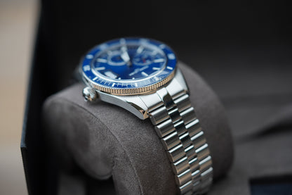 Favre Leuba Deep Raider Power Reserve Blue 00.20310.109.02.200
