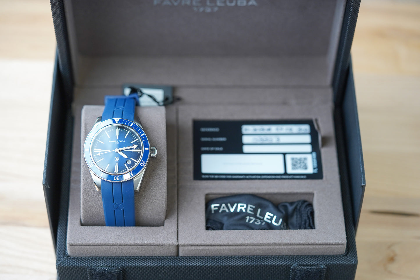 Favre Leuba Deep Raider Renaissance Blue 00.20308.101.02.302
