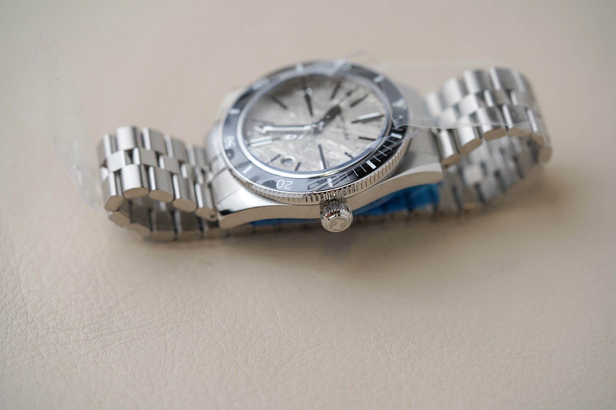 Favre Leuba Deep Raider Renaissance Meteorite 00.20308.101.52.200