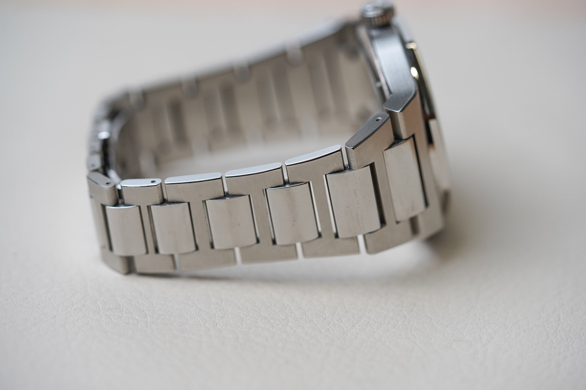 Girard-Perregaux Laureato 42mm Black 81010-11-634-11A
