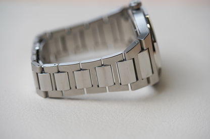 Girard-Perregaux Laureato 42mm Black 81010-11-634-11A