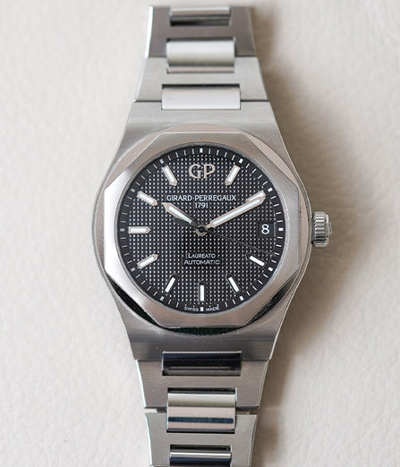 Girard-Perregaux Laureato 42mm Black 81010-11-634-11A