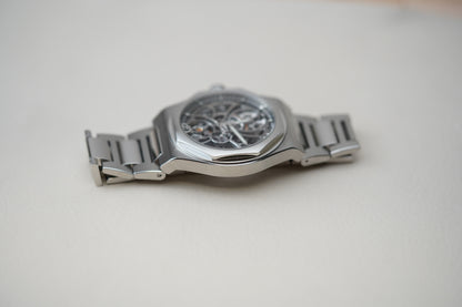 Girard-Perregaux Laureato Skeleton 81015-11-001-11A