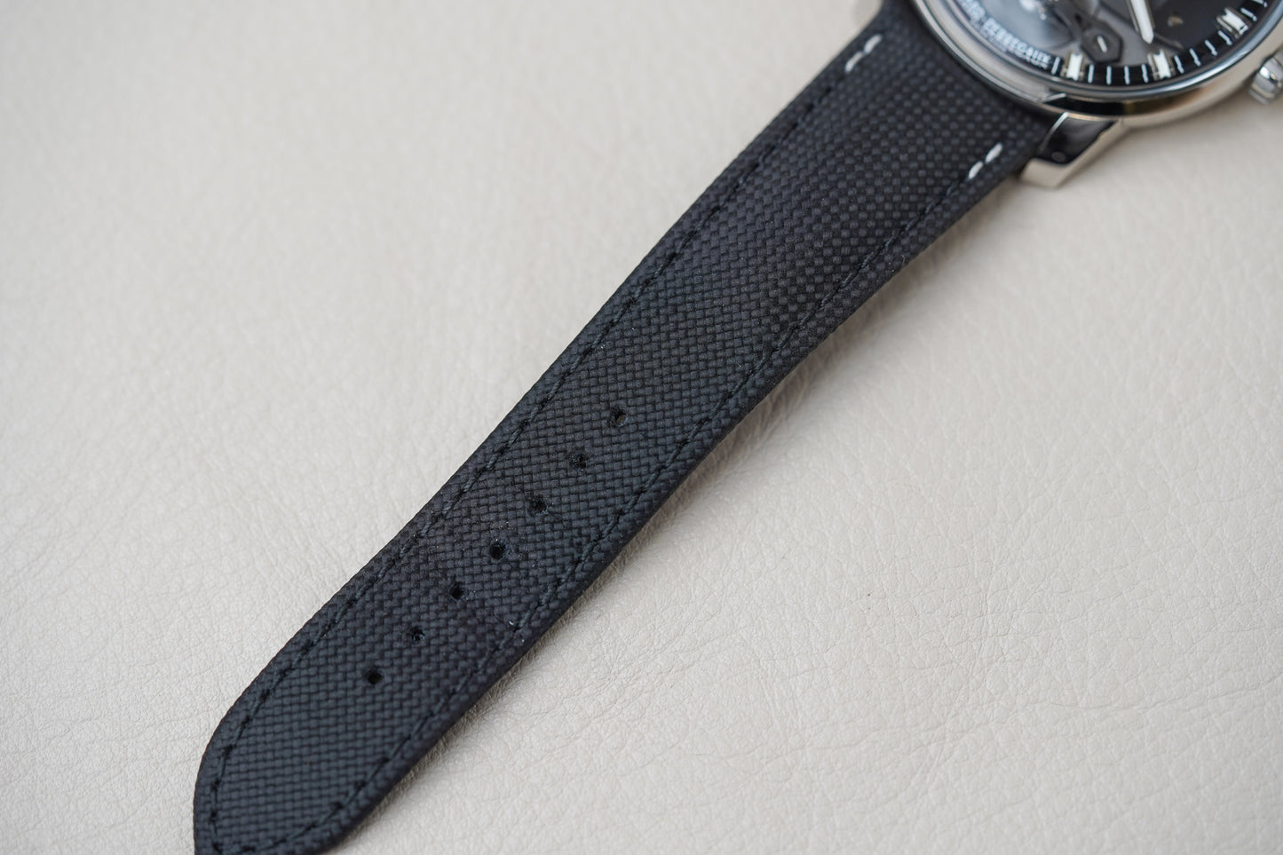 Girard Perregaux Bridges Free Bridge 82000-11-631-FA6A