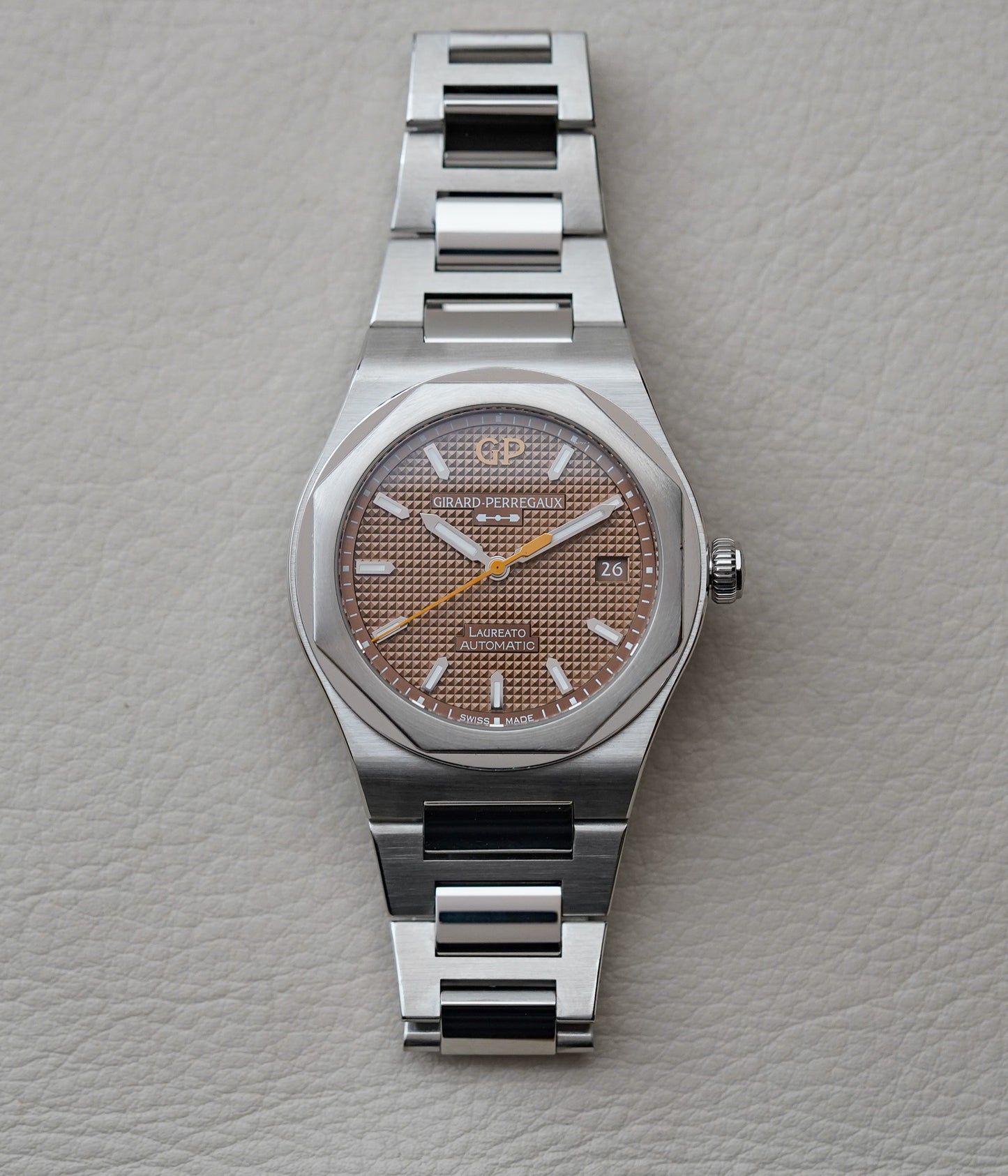 Girard Perregaux Laureato 38mm Copper 81005-11-3154-1CM