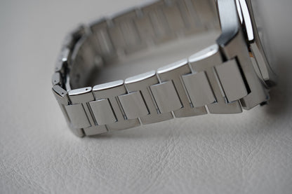 Girard Perregaux Laureato Chronograph 42mm 81020-11-131-11A Panda