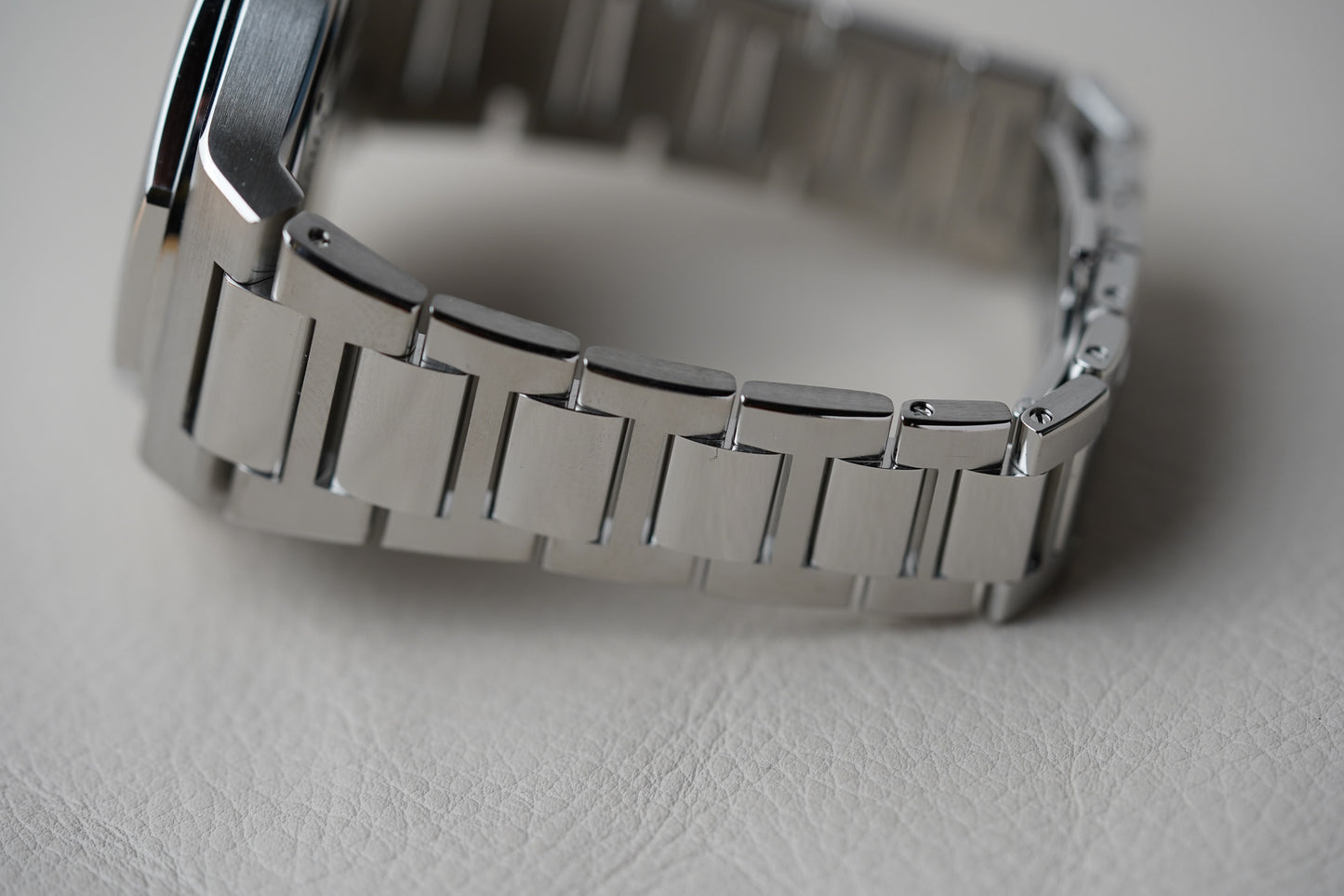 Girard Perregaux Laureato Chronograph 42mm 81020-11-131-11A Panda