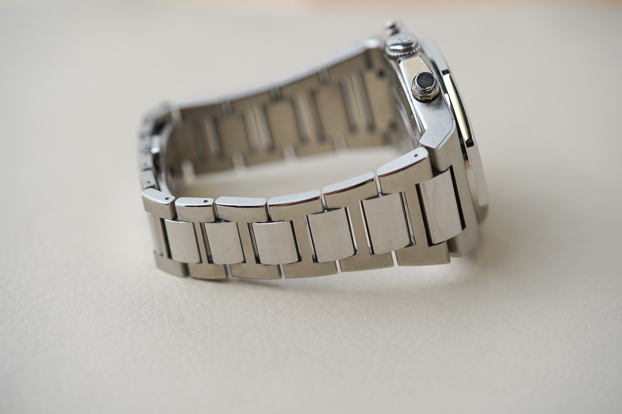 Girard Perregaux Laureato Chronograph 42mm 81020-11-631-11A