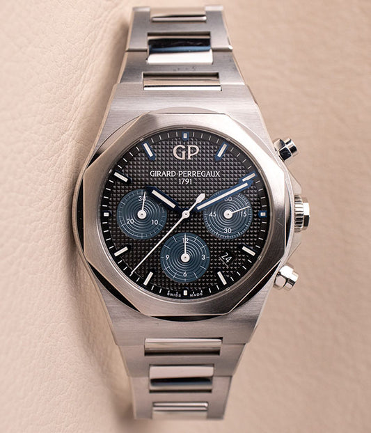 Girard Perregaux Laureato Chronograph 42mm 81020-11-631-11A