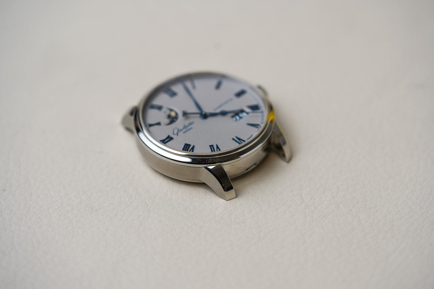 Glashutte Original Senator Excellence Panorama Date Moon Phase 1-36-24-02-02-64