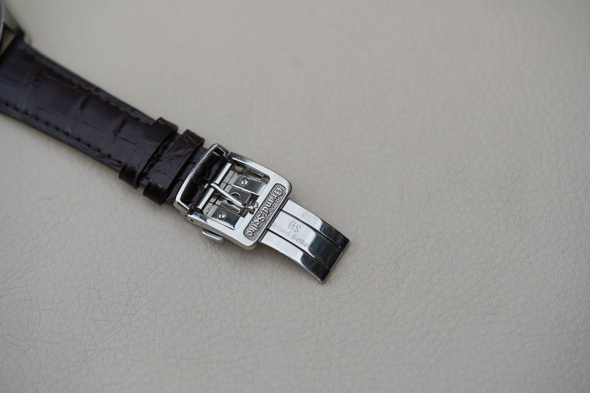 Grand Seiko Elegance GMT Ivory SBGM003