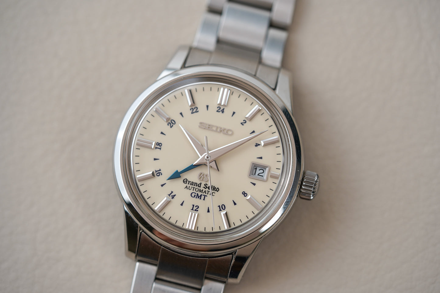 Grand Seiko Elegance GMT SBGM003