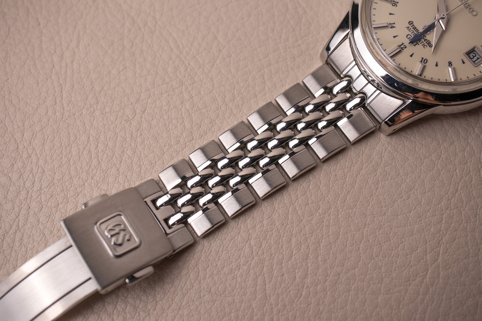 Grand Seiko Elegance GMT SBGM00C