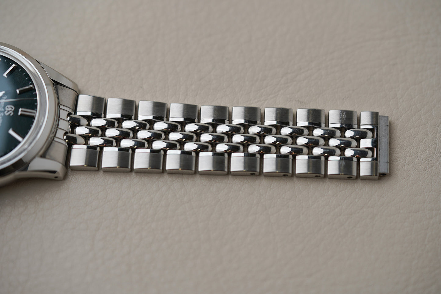 Grand Seiko Elegance SBGW285