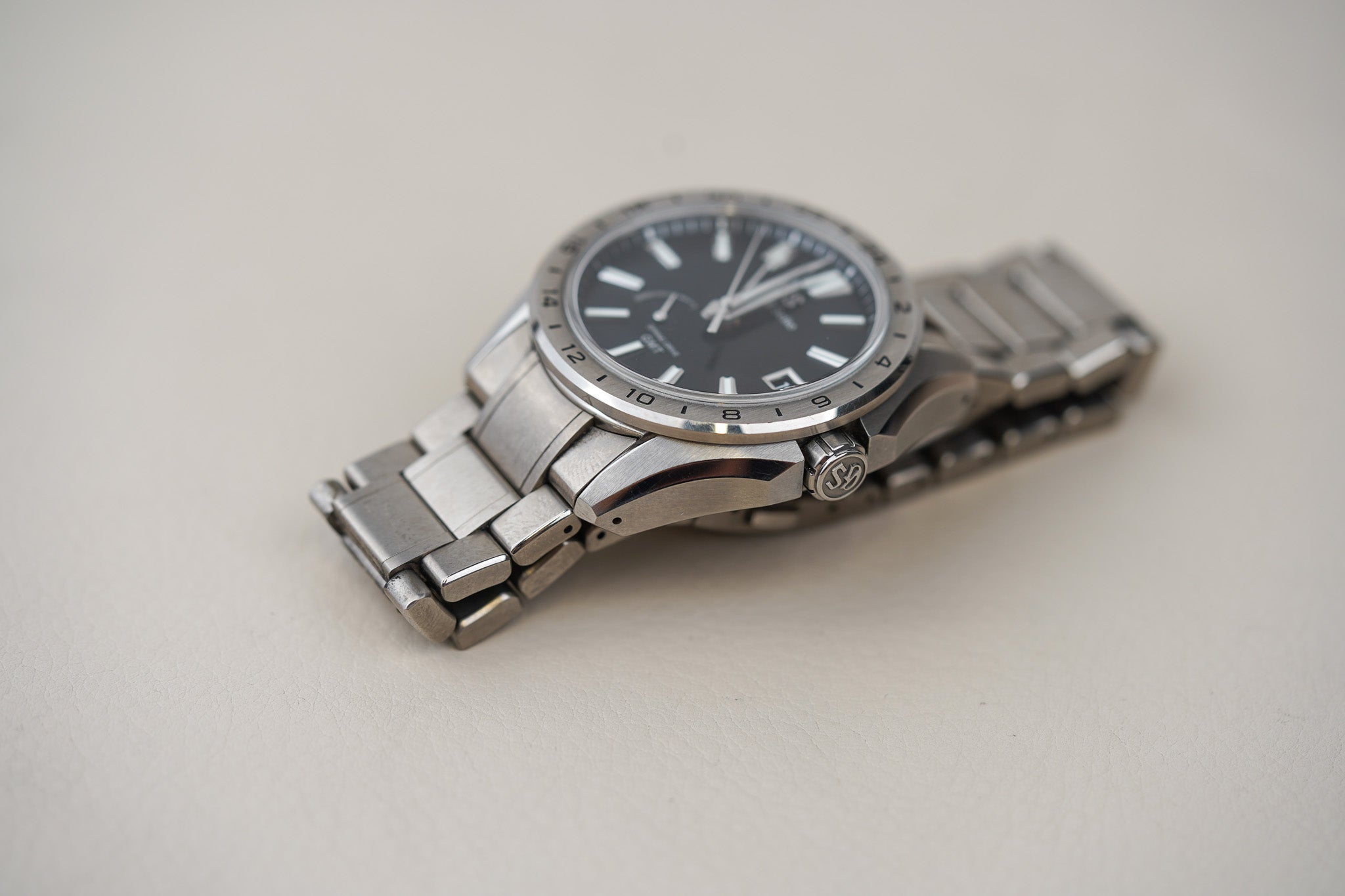 Grand Seiko Evolution 9 GMT SBGE283 Black
