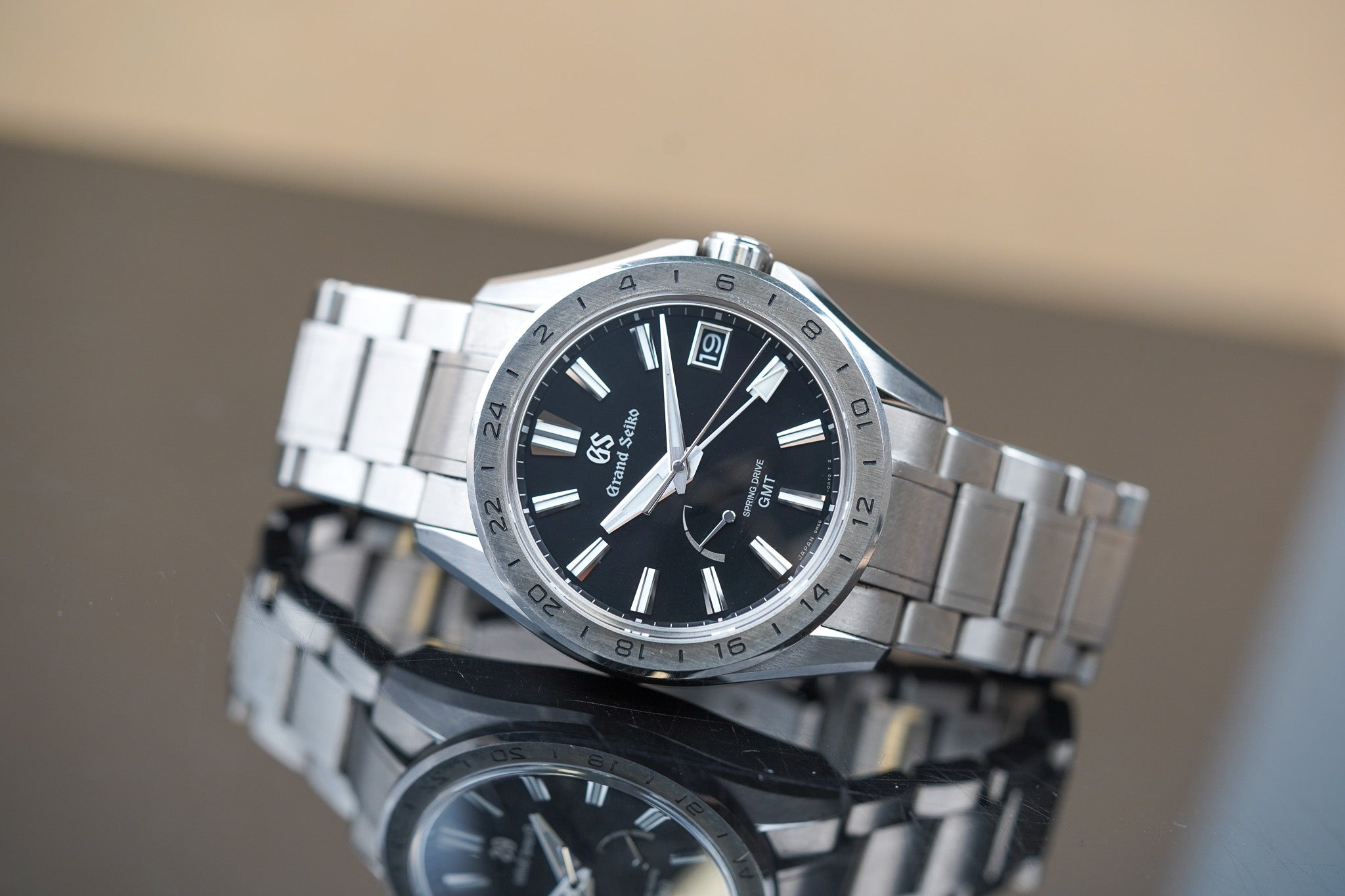 Grand Seiko Evolution 9 GMT SBGE283 Black