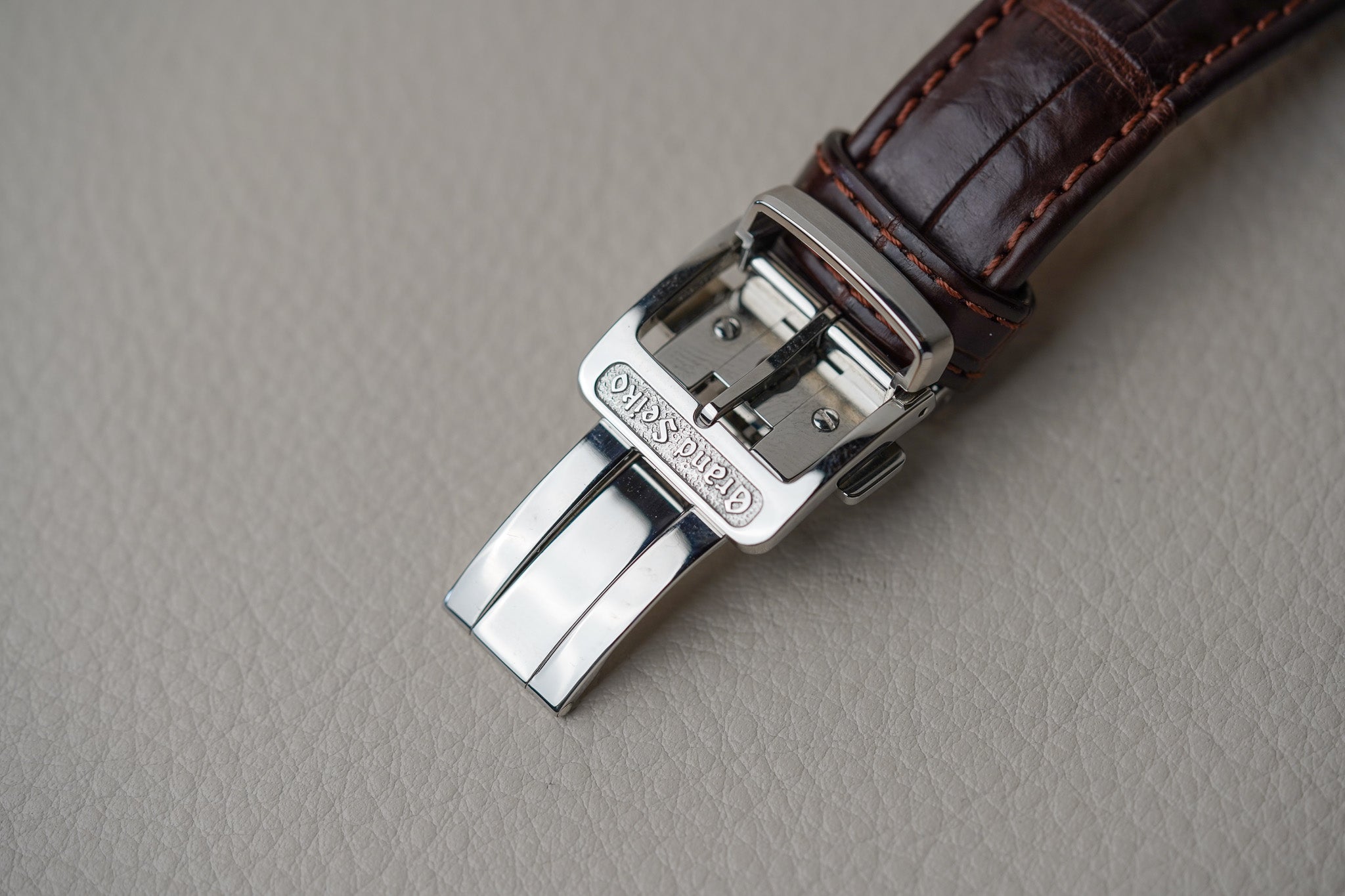 【純正】Grand Seiko　SBGM221 レザーベルト　ブラウン 純正】Grand Seiko SBGM221 レザーベルト ブラウン