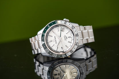 Grand Seiko GMT Sport Hi-Beat "Snow Valley" SBGJ277