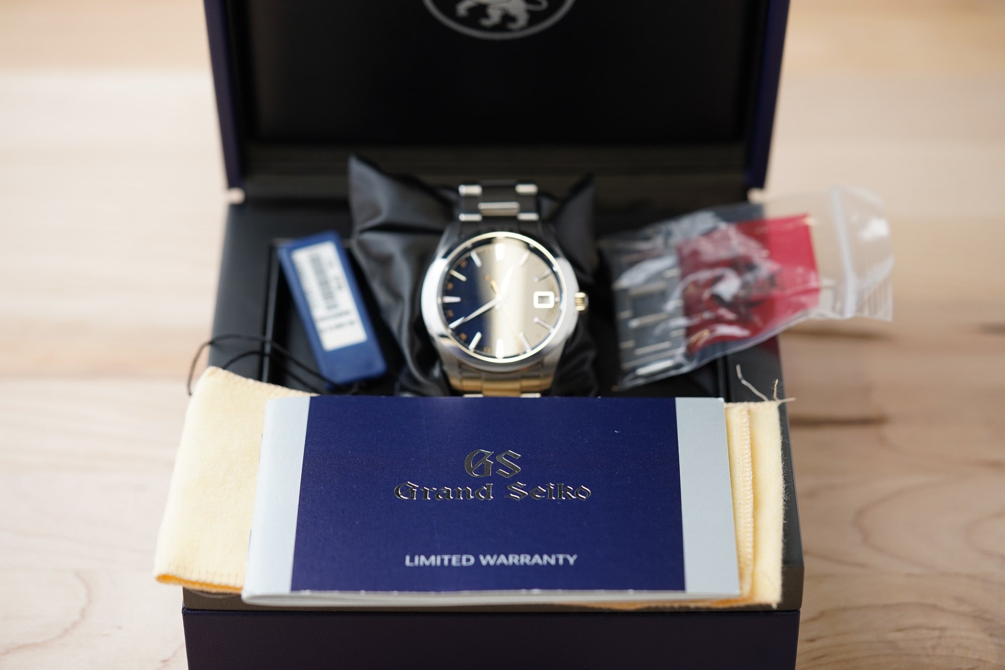 Grand Seiko Heritage 50th Anniversary Limited SBGN009
