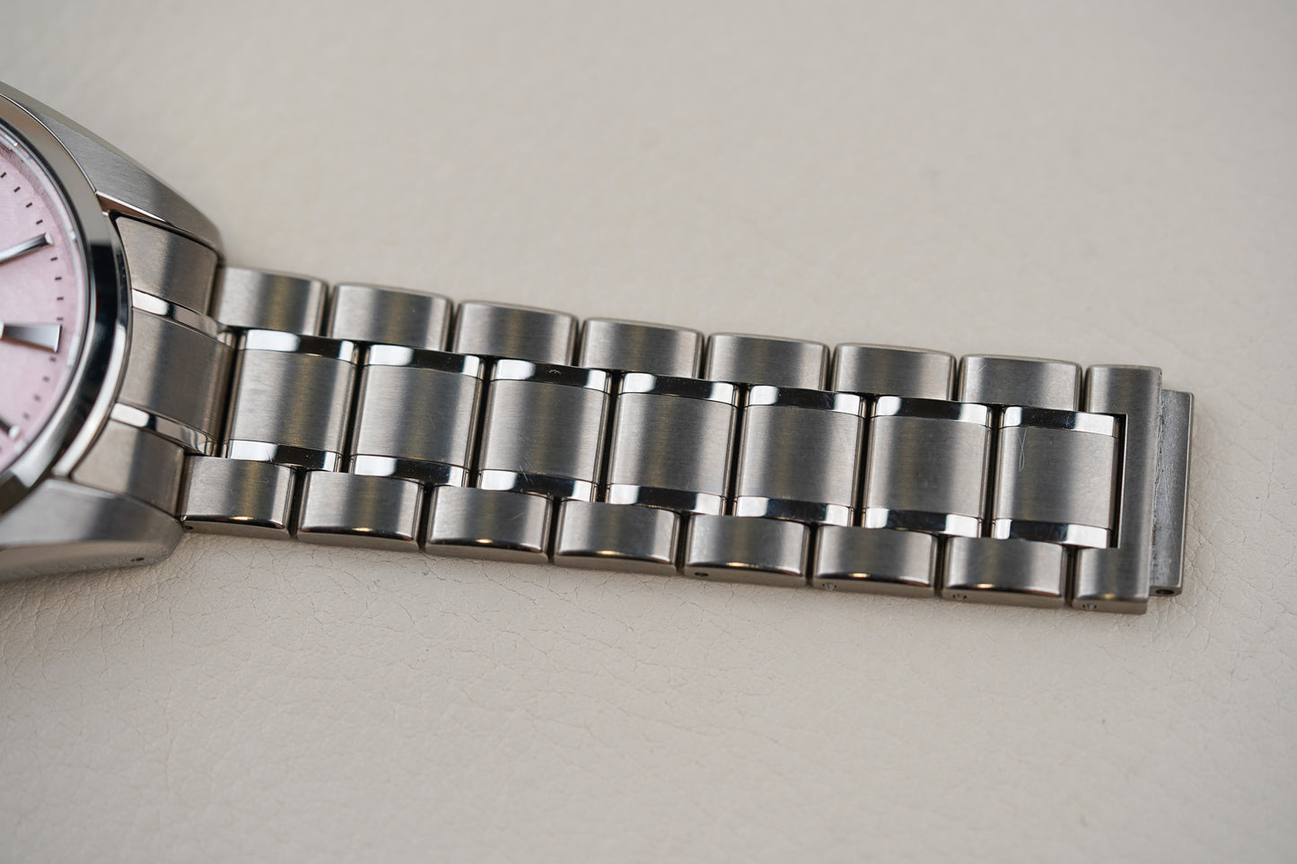 Grand Seiko Heritage Limited SBGA497 'Pink Snowflake'