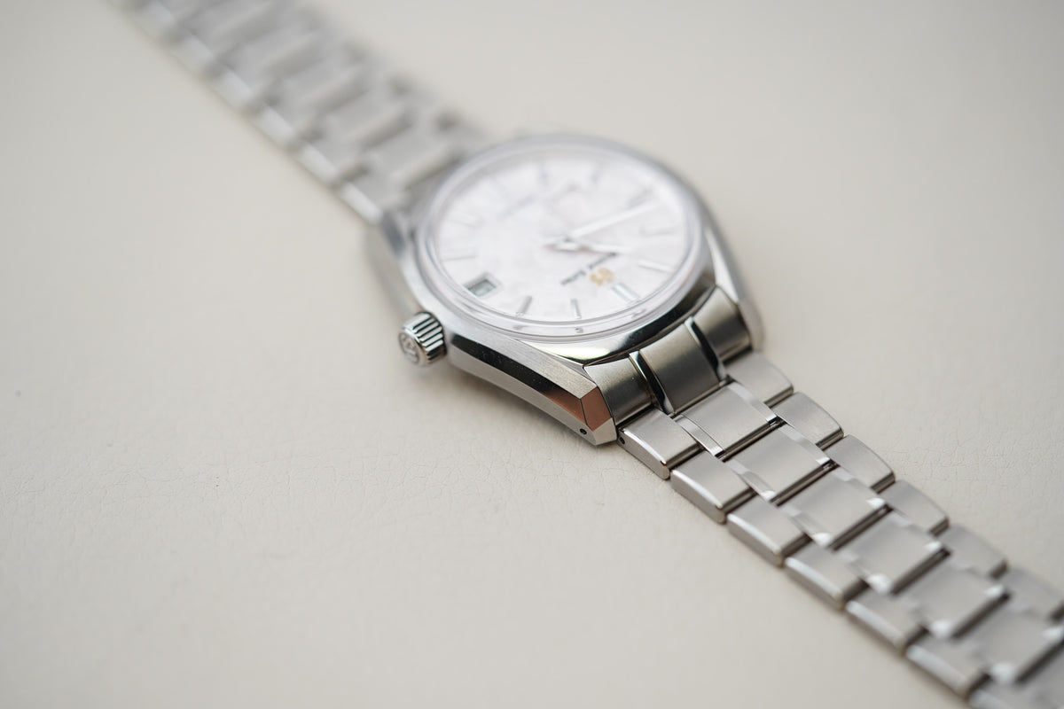 Grand Seiko Heritage Shunbun SBGA443