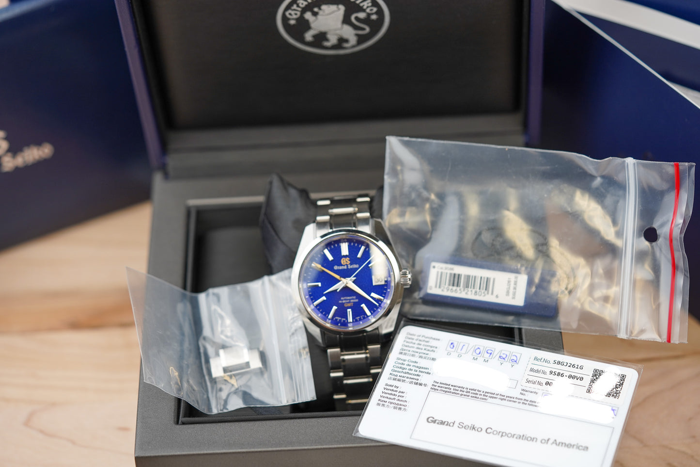 Grand Seiko Hi-Beat GMT SBGJ261G 'Peacock'