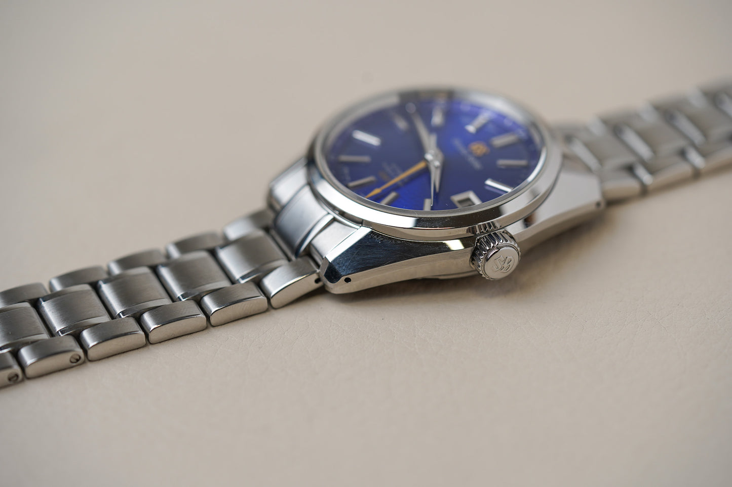 Grand Seiko Hi-Beat GMT SBGJ261 'Peacock'