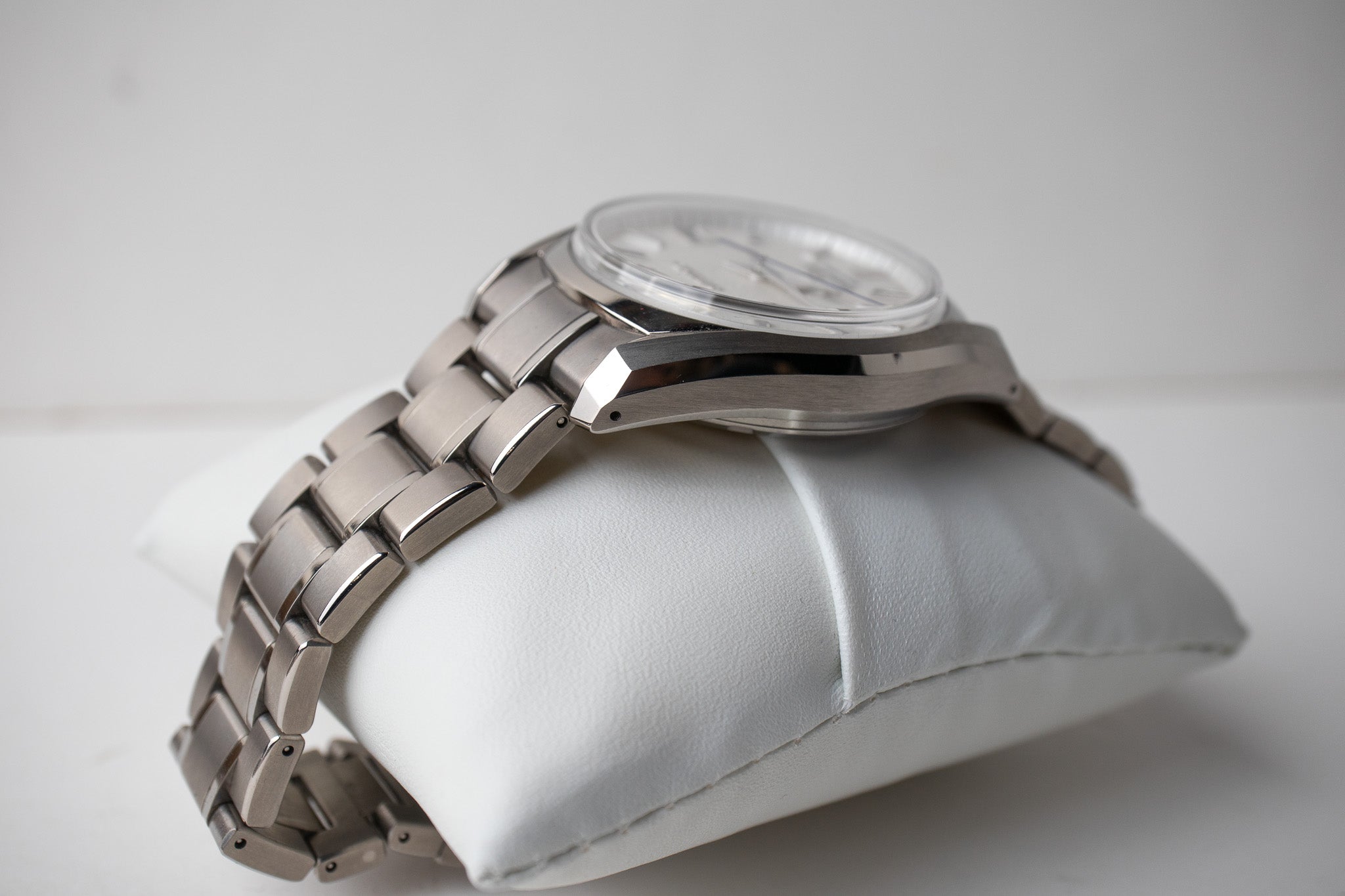 Grand Seiko SBGA125 'Blizzard' – Belmont Watches