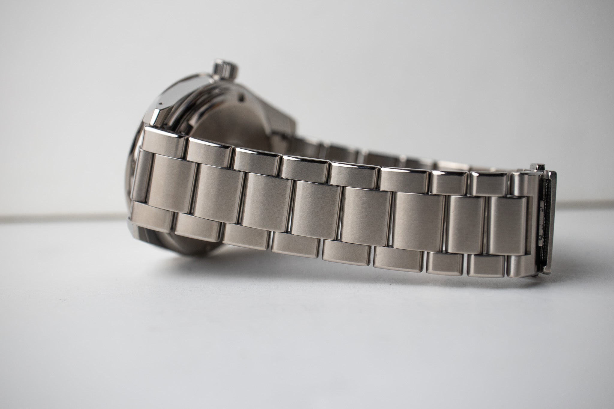 Grand Seiko SBGA147 – Belmont Watches