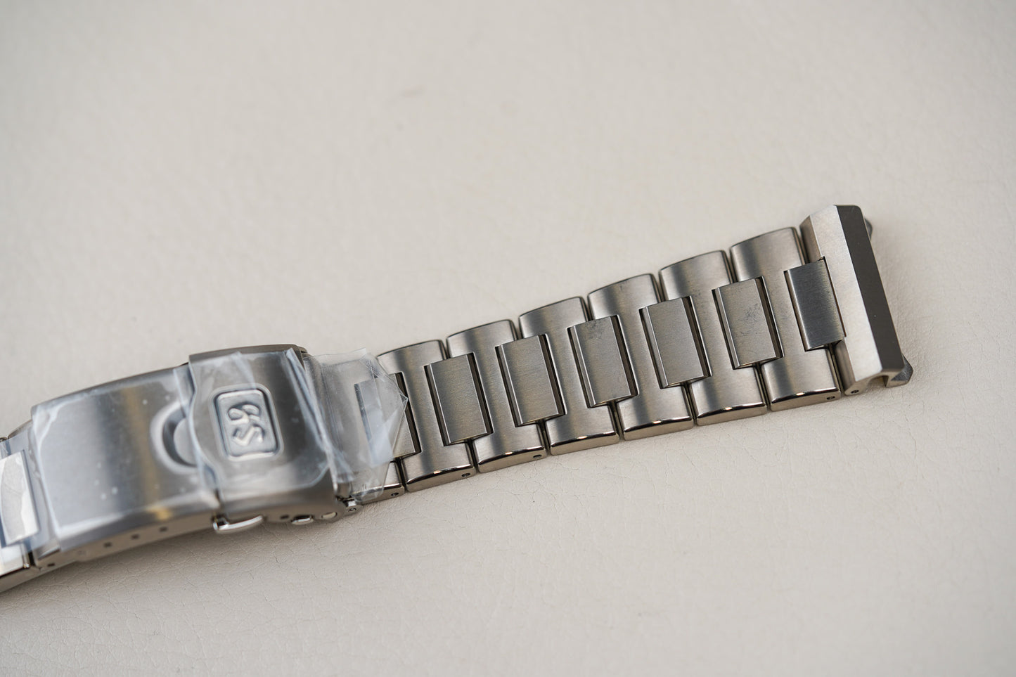 Grand Seiko Sport Spring Drive 20th Anniversary 'Lion' SBGA403