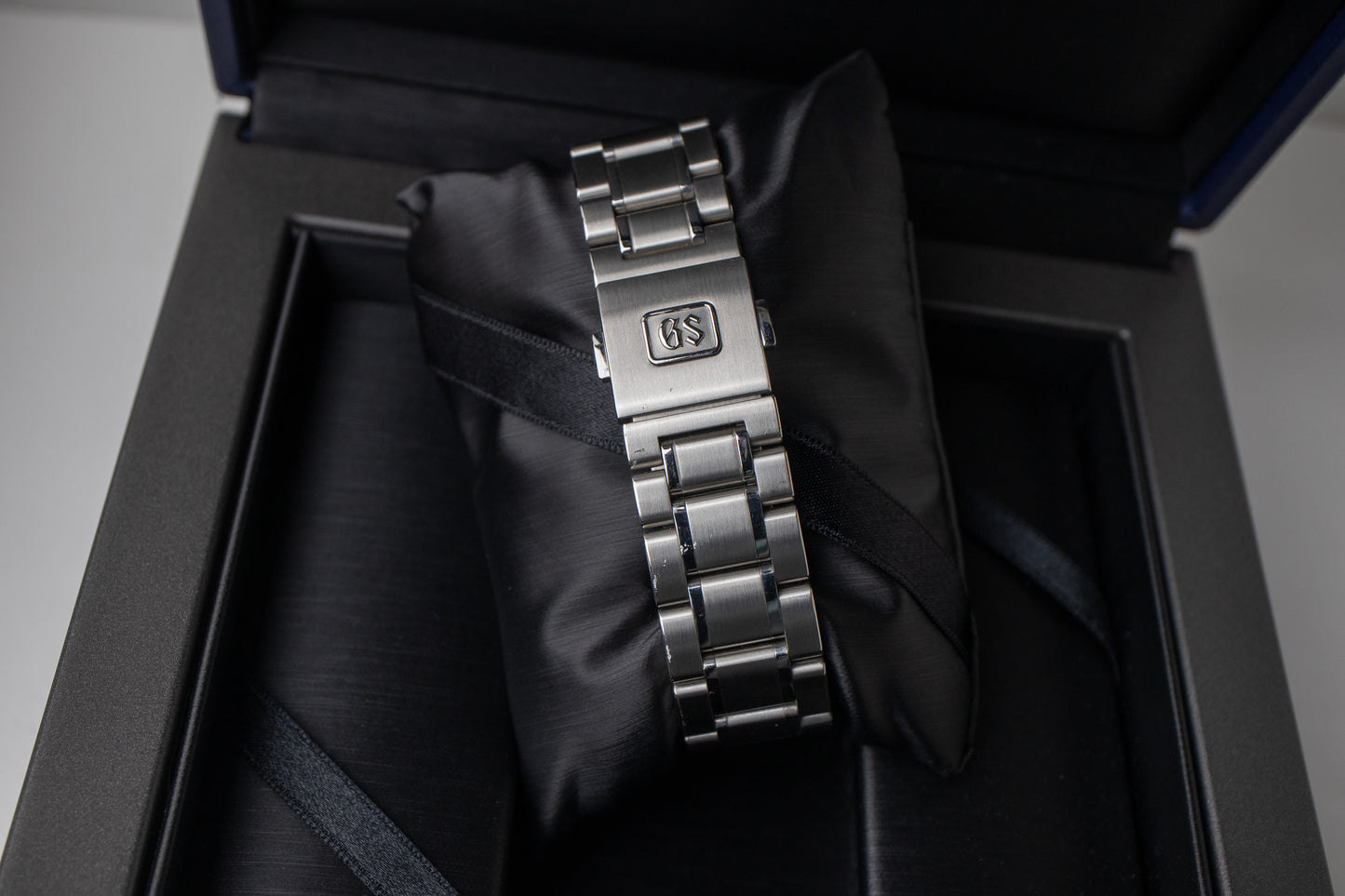 Grand Seiko 'Blue Peacock' SBGJ261