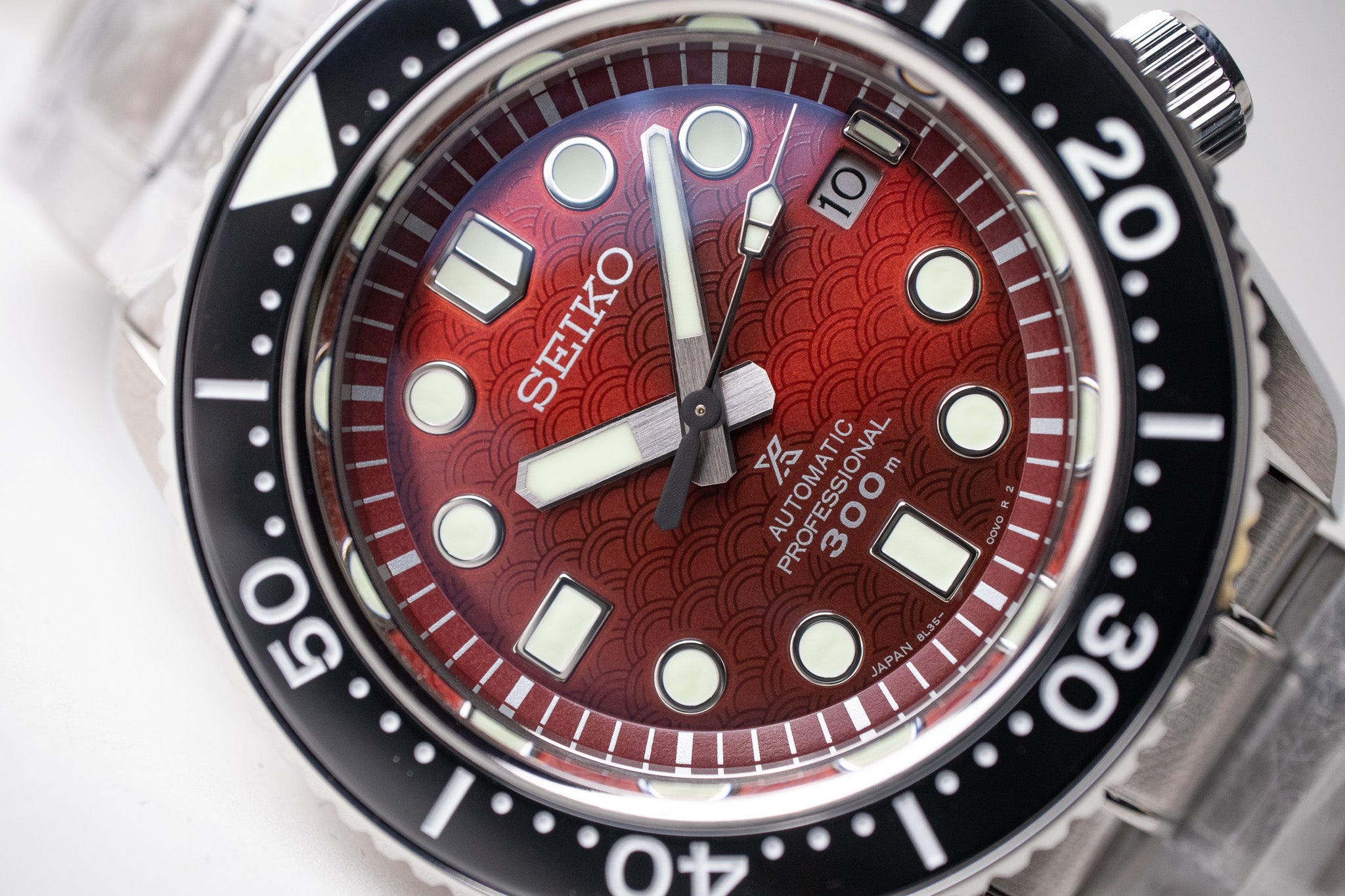 Seiko Prospex SLA059 Maroon Seigaiha U.S. Special Edition